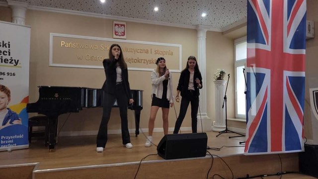 received_6436639629728183