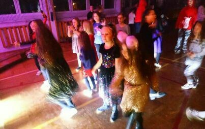 Zdjęcie do Andrzejkowy wiecz&oacute;r