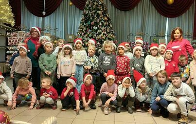 Zdjęcie do Przedszkolaki w Fabryce Bombek w Nowej Dębie